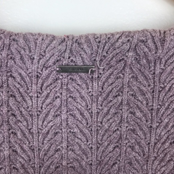 Sioni Long Sleeve Purple sweater Size S - Picture 6 of 7